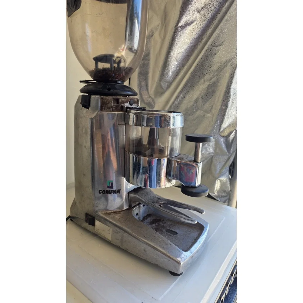 Compact - Barista Espresso Grinder AS IS turn On